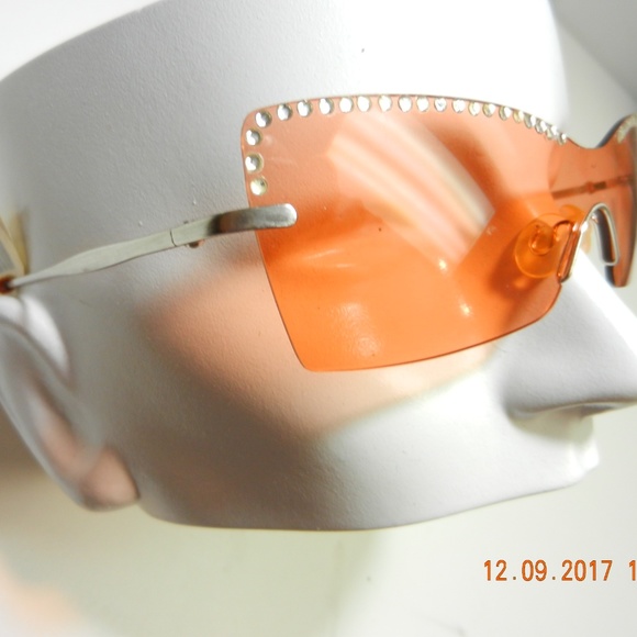 THALIA SUNGLASSES WITH STONES